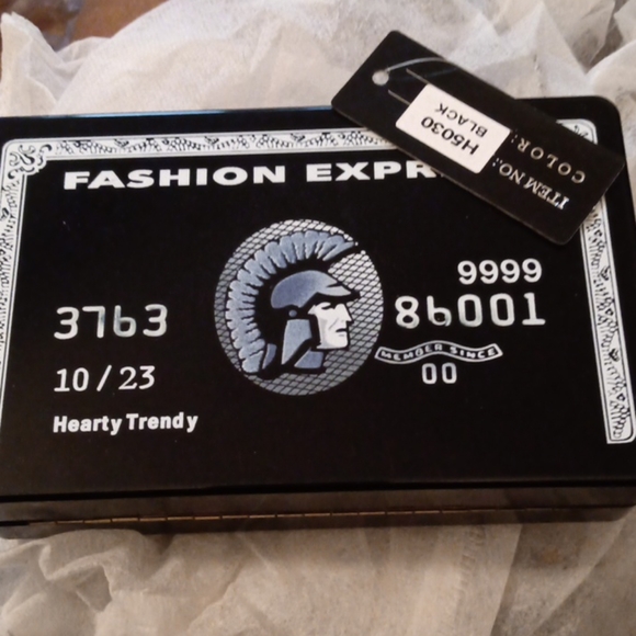 Handbag - Picture 2 of 3